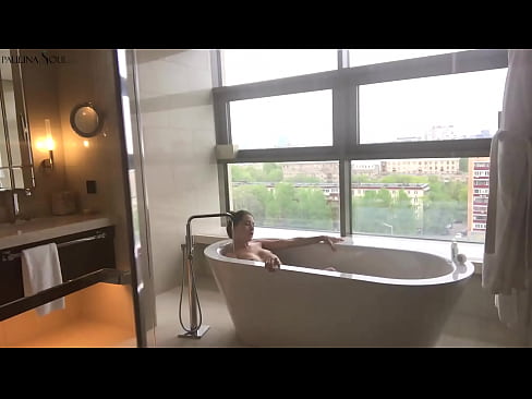 ❤️ Banget babe passionately jerking mati dheweke pus ing jedhing ️❌ Video seks ing kita% jv.hotpornphotos.ru% ❤