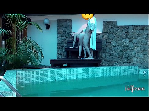 ❤️ Boss ngajak prawan menyang blumbang, nanging ora bisa nolak panas ️❌ Video seks ing kita% jv.hotpornphotos.ru% ❤